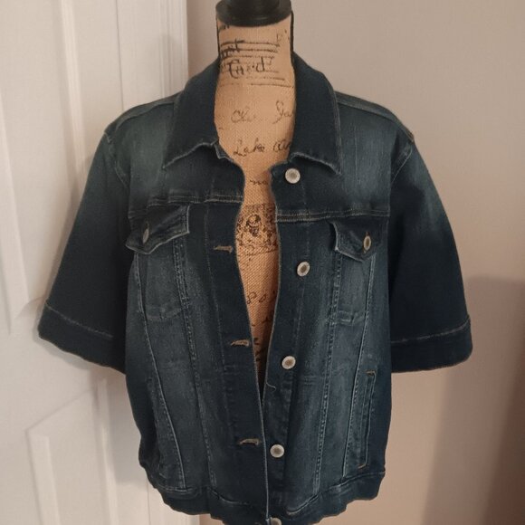 Marilyn Monroe Jackets & Blazers - Marilyn Monroe Crop Denim Jacket XXL